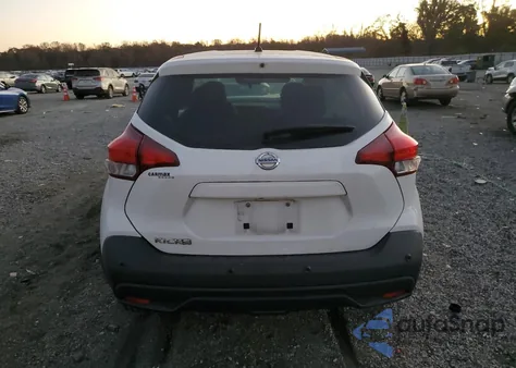 2020 Nissan Kicks S z USA, uszkodzony, nr VIN 3N1CP5BV2LL569442